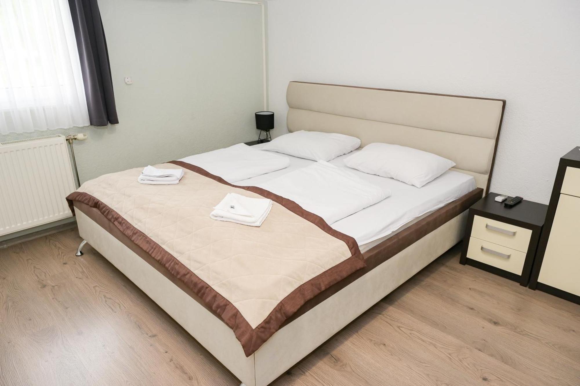 Motel Plaza Jajce Eksteriør billede