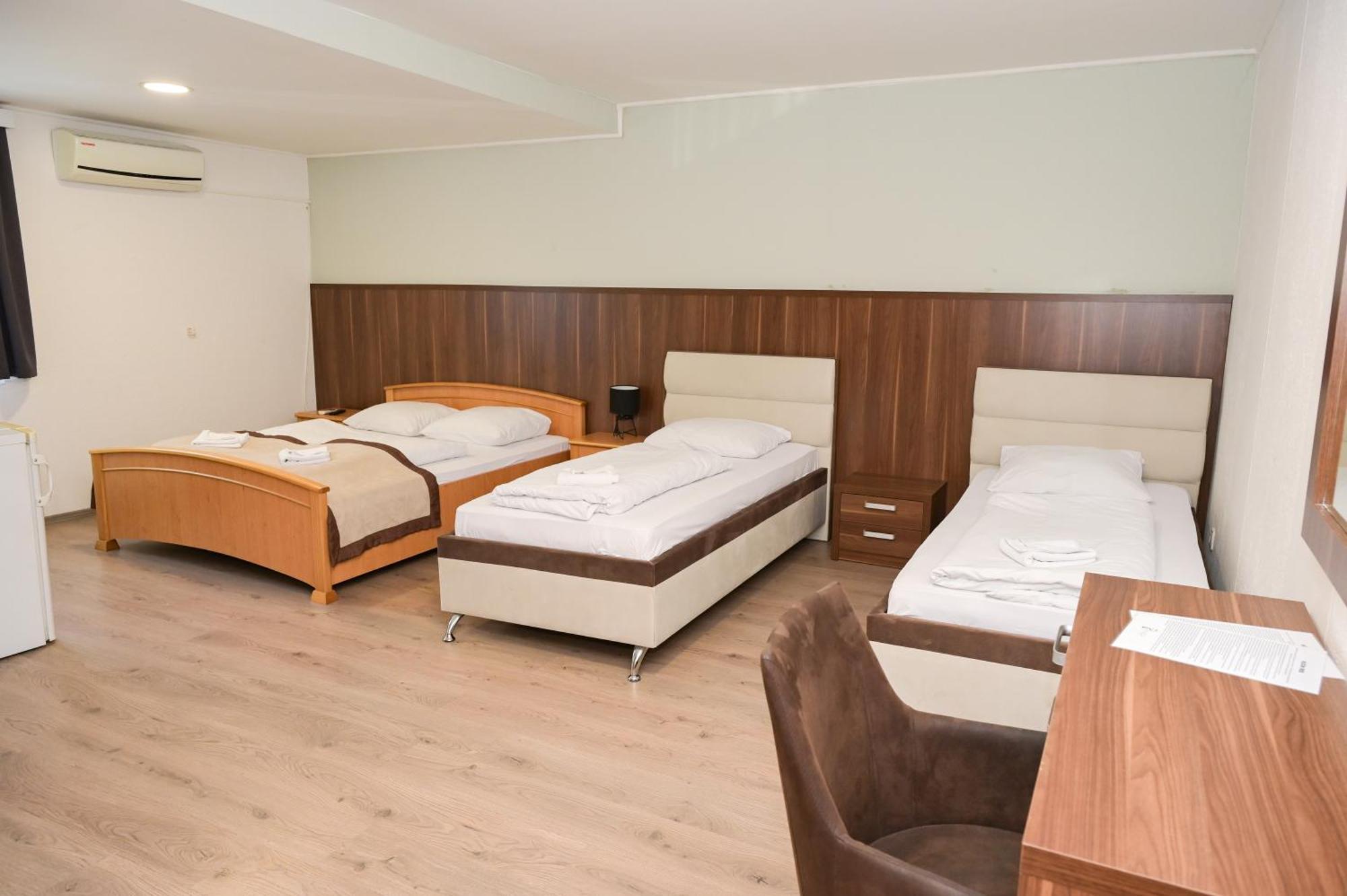 Motel Plaza Jajce Eksteriør billede